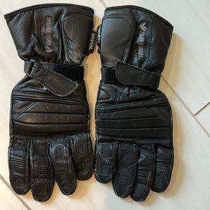 Kevlar gloves